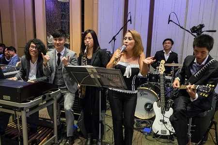 Wedding_band_harmony